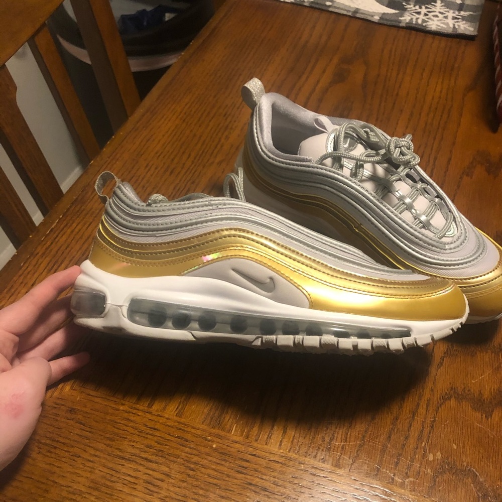 Nike Sneakers - Picture 2 of 2